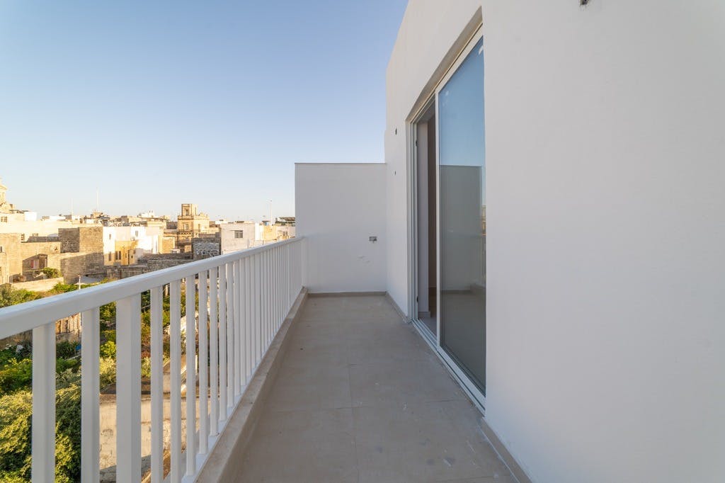 Luqa Penthouse