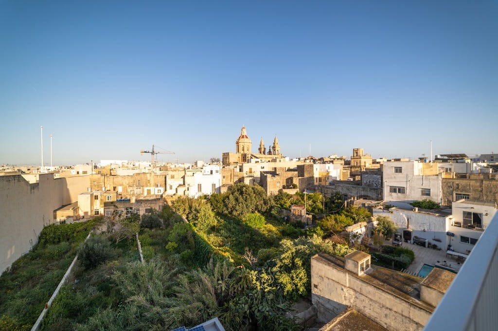 Luqa Penthouse