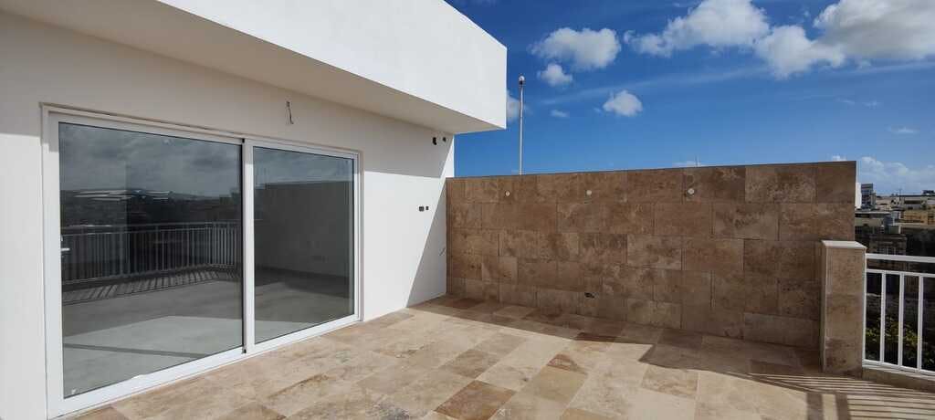 Luqa Penthouse