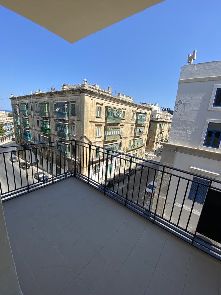 Floriana Apartment