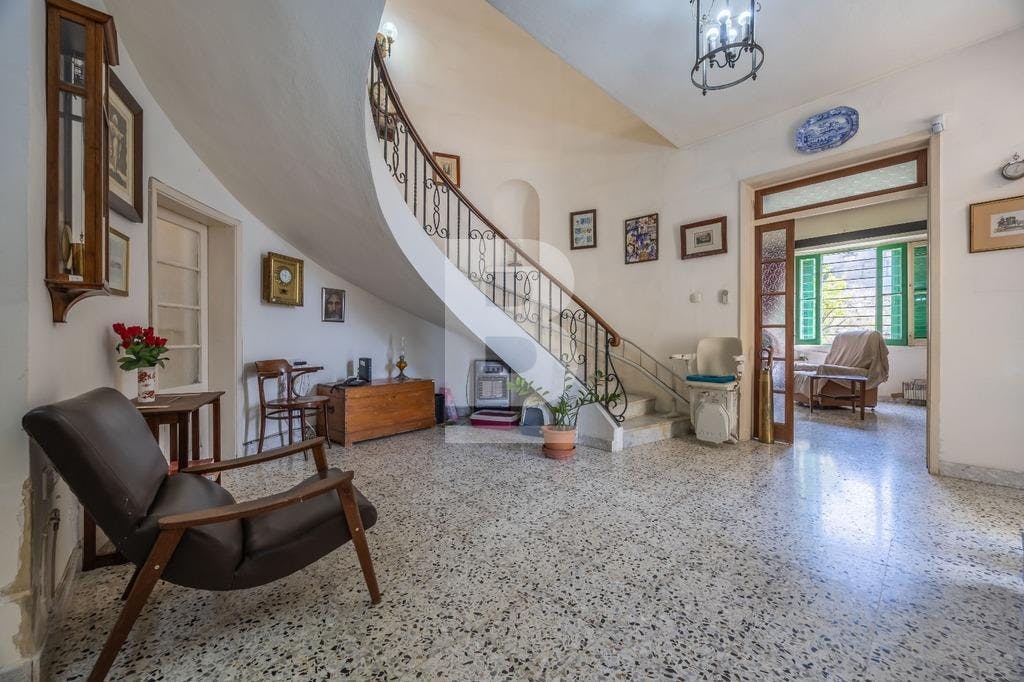 Semi-detached Villa For Sale