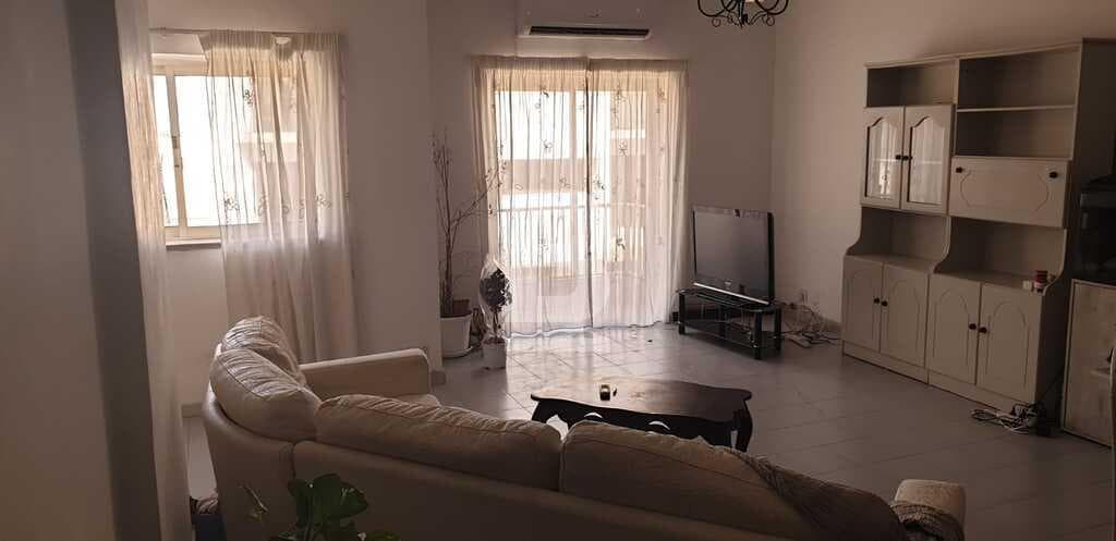 Elevated Ground Floor Maisonette For Rent